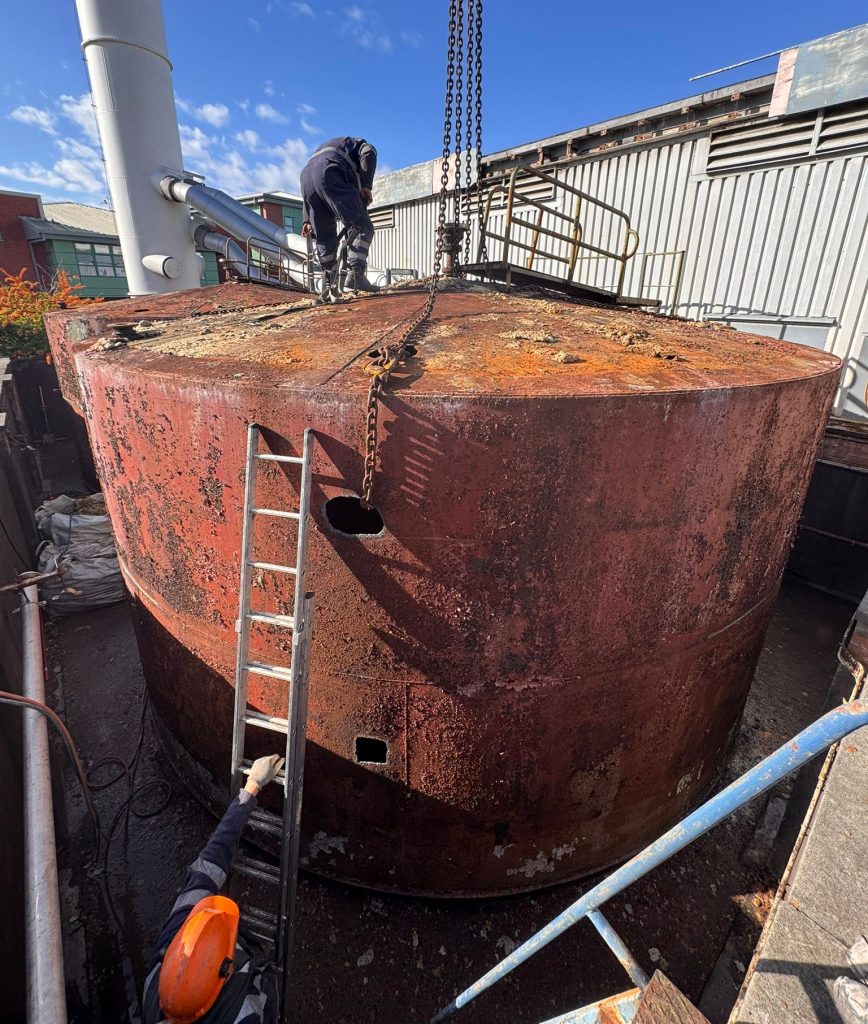 PHOTO-2025-09-04-14-09-55